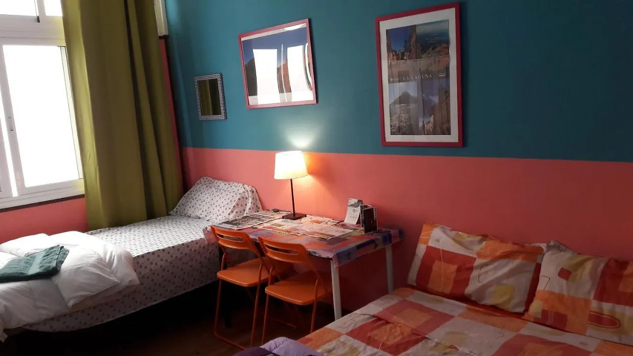 Bed & Breakfast Tenerife Rooms S. C. Santa Cruz de Tenerife Spagna